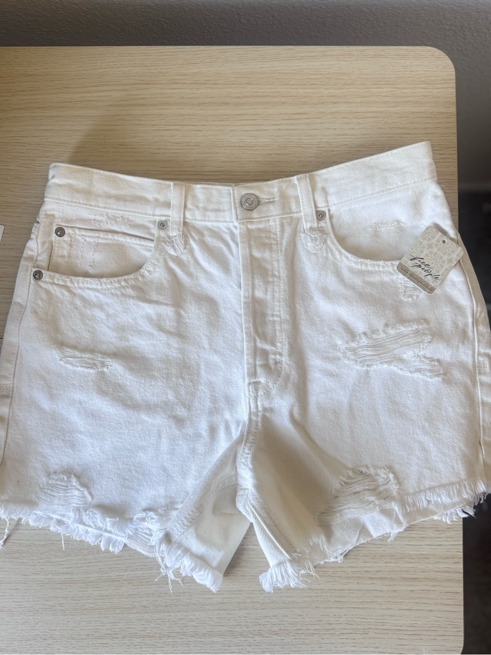 NWT We The Free Twenty Seven White Distressed Denim Shorts Size 27 Festival Boho